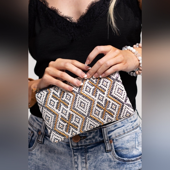 Handmade Hand Beaded Wristlet Clutch - Ethnic Inspired Motive - Gold Seed Beeds - Picture 4 of 11